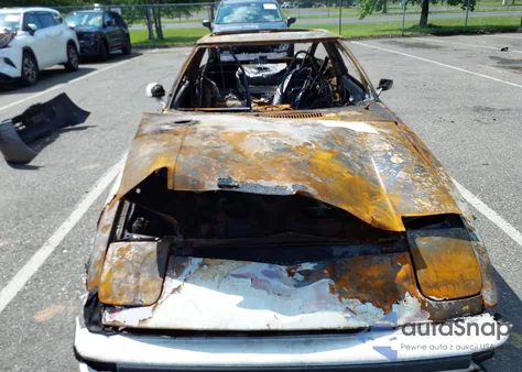 1985 Mazda Rx7 12A z USA, uszkodzony, nr VIN JM1FB3317F0888880